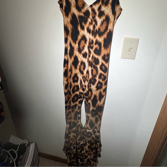 Leopard Ruffle Jumpsuit - Picture 4 of 5